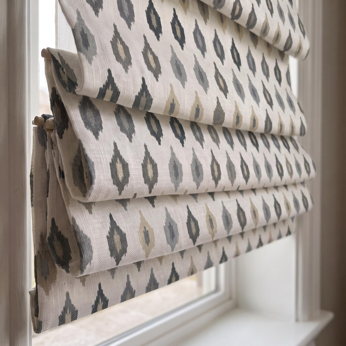 Grey and Taupe Geometric Roman Shade, Woven Diamond Custom Window Blind, Boho Window Treatment for Living Room, Textured Cream Shade
