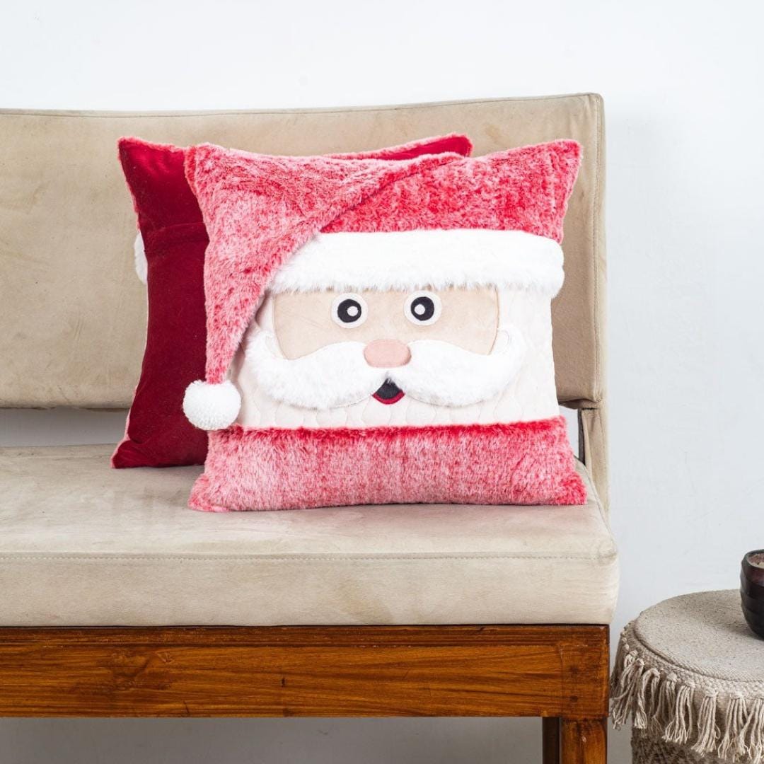 3D Santa Face Pillow Cover – Faux Fur & Velvet Christmas Decor