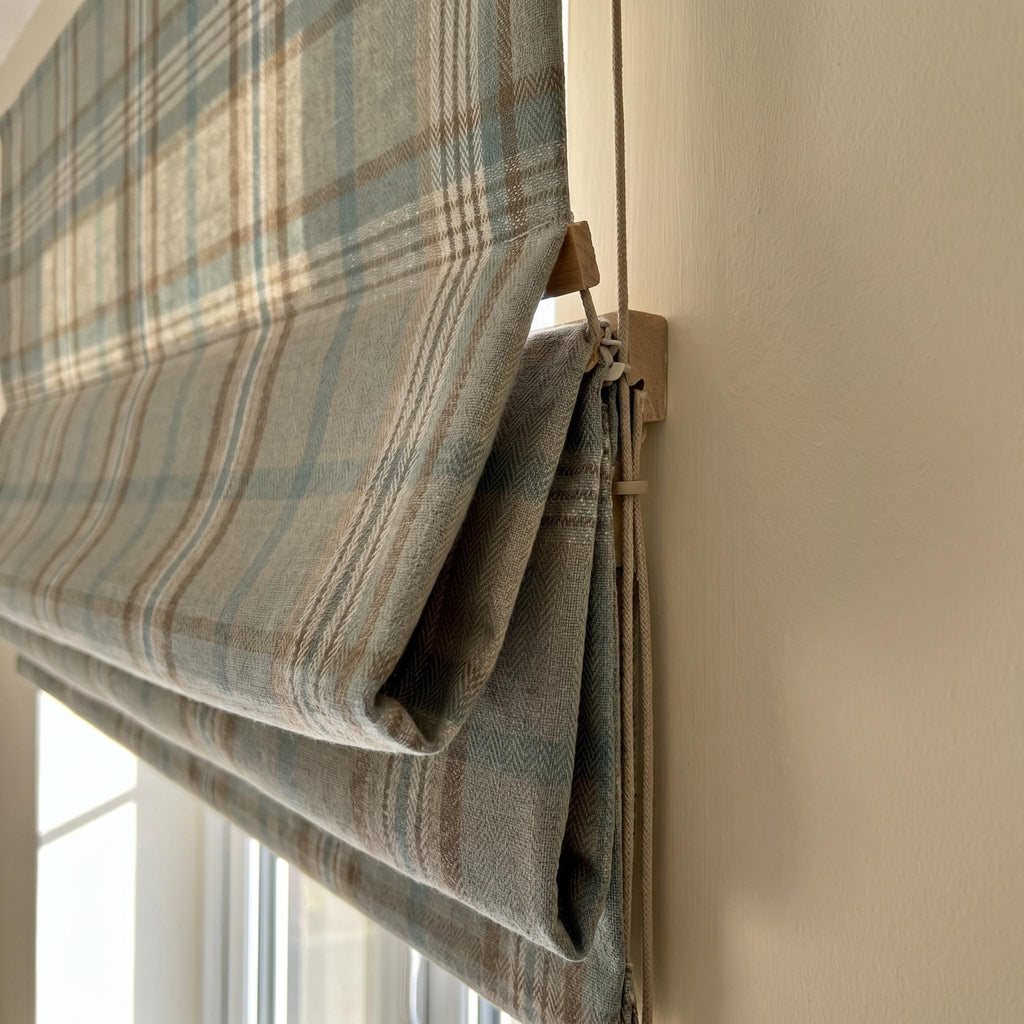 Plaid Roman Shade, Custom Window Shade, Neutral Check Roman Blind, Farmhouse Window Treatment, Corded Roman Shade, Made to Measure