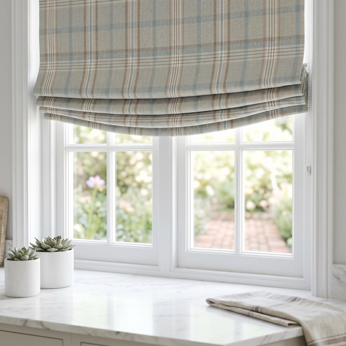 Plaid Roman Shade, Custom Window Shade, Neutral Check Roman Blind, Farmhouse Window Treatment, Corded Roman Shade, Made to Measure
